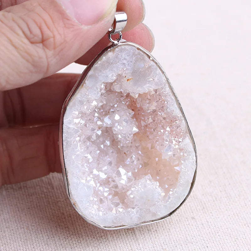 Retro Big Size Half Mineral Ore Agates Quartz Pendants